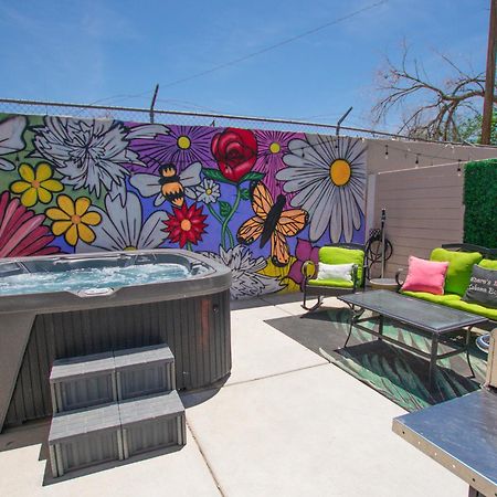 Bohemian Chic An Eclectic Escape-Hot Tub-Pet Friendly-No Pet Fees! Villa Албукерке Екстериор снимка