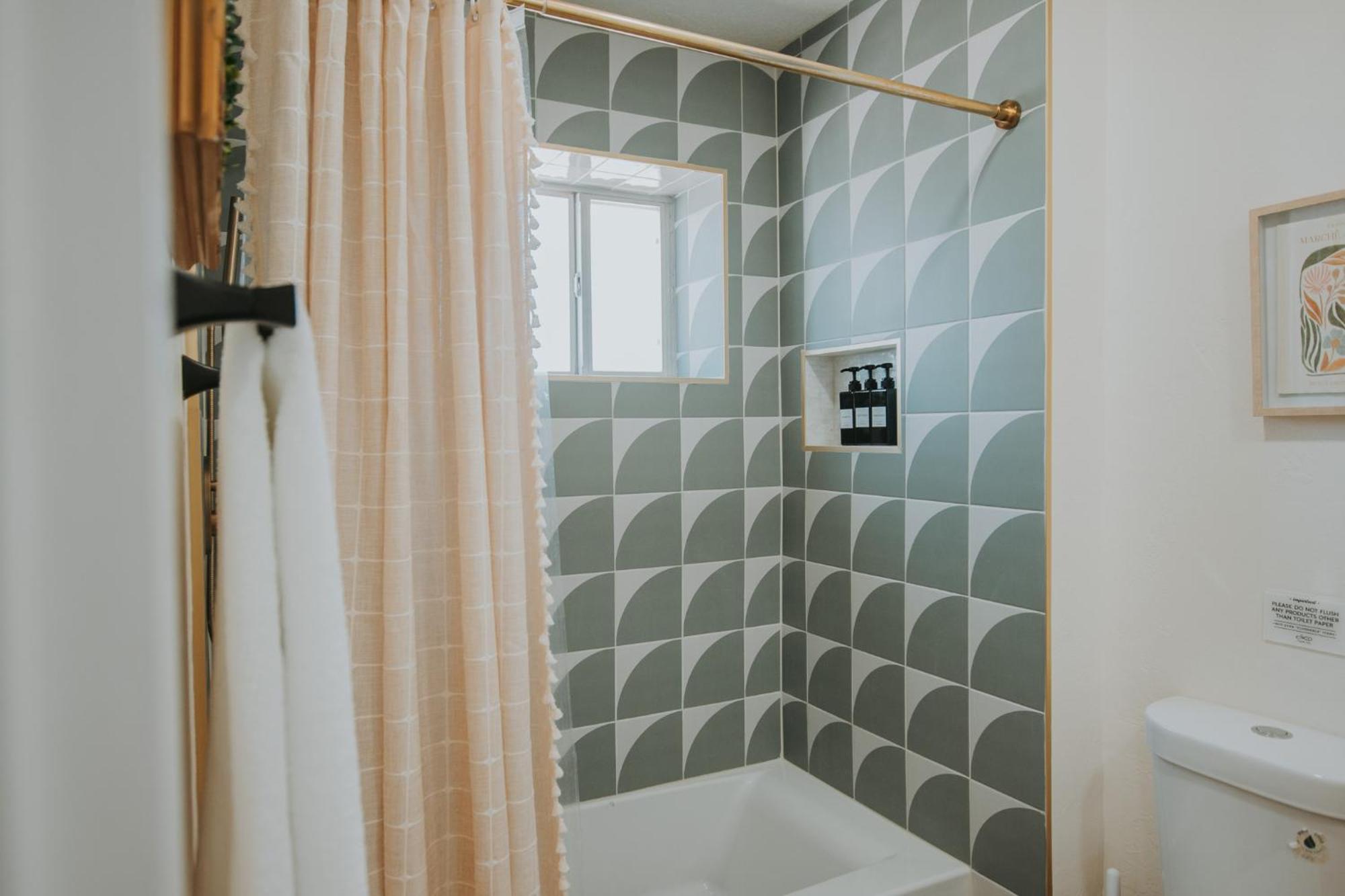 Bohemian Chic An Eclectic Escape-Hot Tub-Pet Friendly-No Pet Fees! Villa Албукерке Екстериор снимка